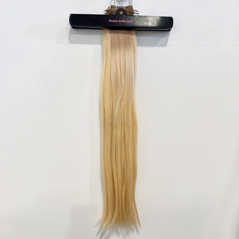 Donna Bella Hybrid Weft Extension Full Pack 22" Rooted #12/60 (7N/10N) Blonde